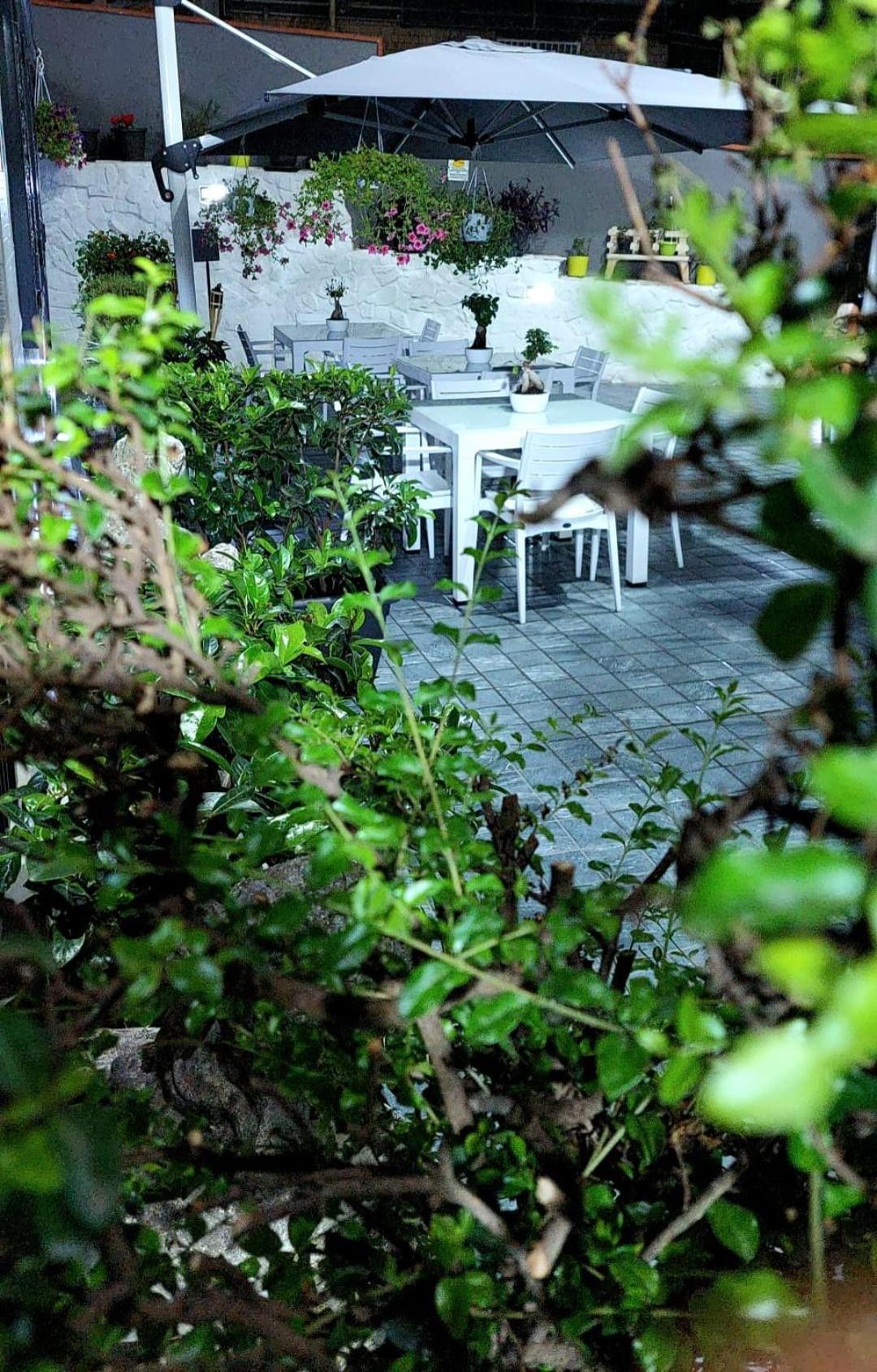 Il Borghetto House Brown Appartement *